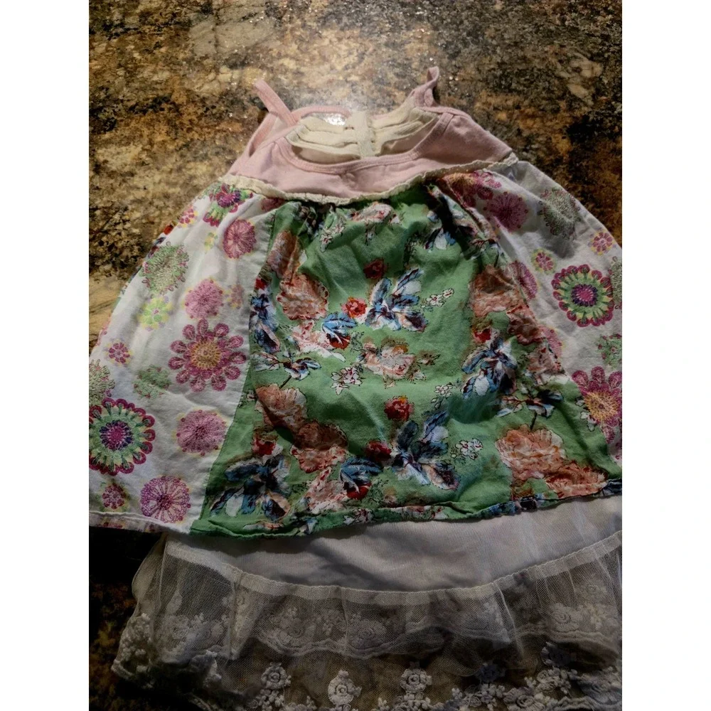 Free Planet Girls Drezz. Size 3T. Flowery Flowy Dress.